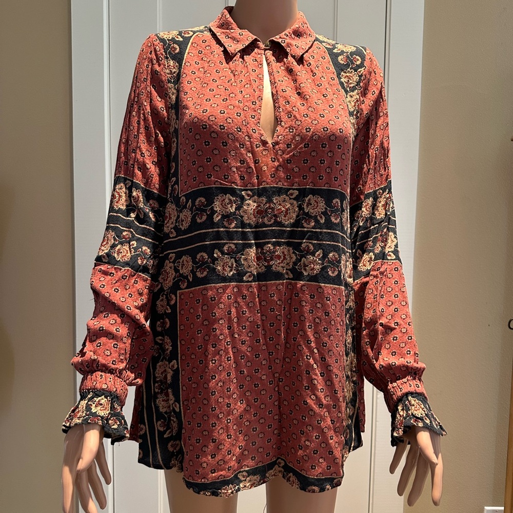 Free People Pink and Black Long Sleeve Blouse with Peter Pan Collar